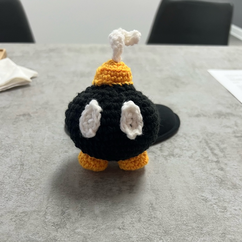 Crochet  Mario bob-omb Plush